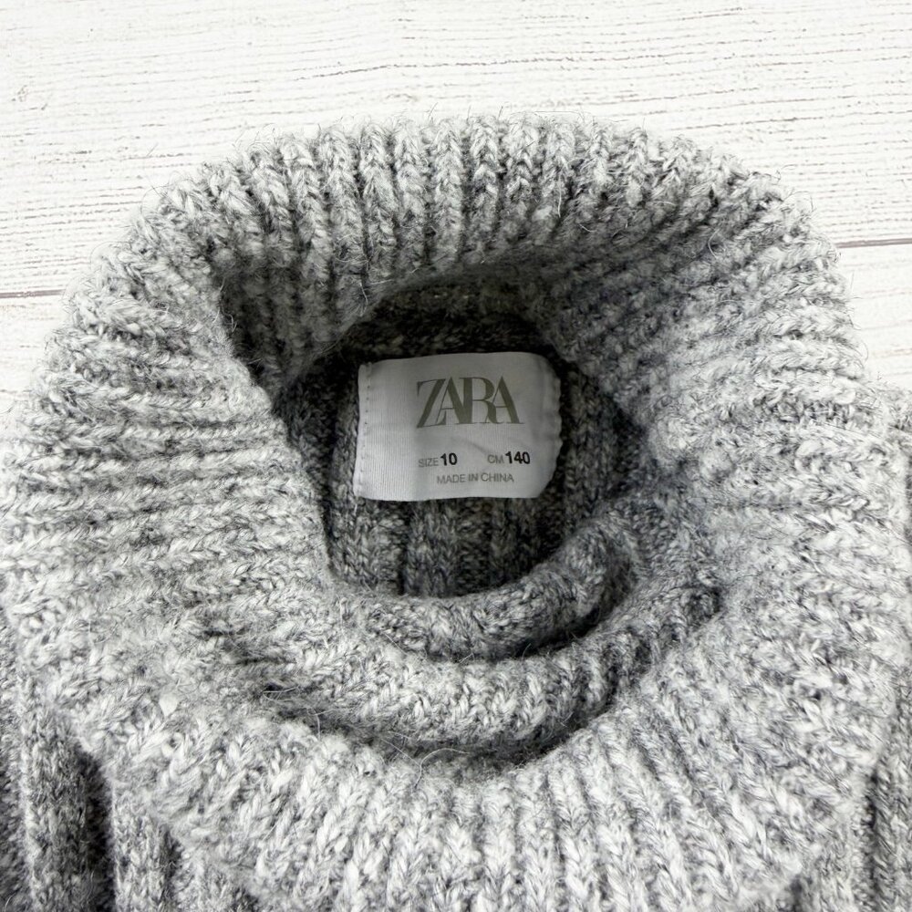 ZARA Solid Ribbed Soft Turtleneck Sweater - Picture 2 of 4